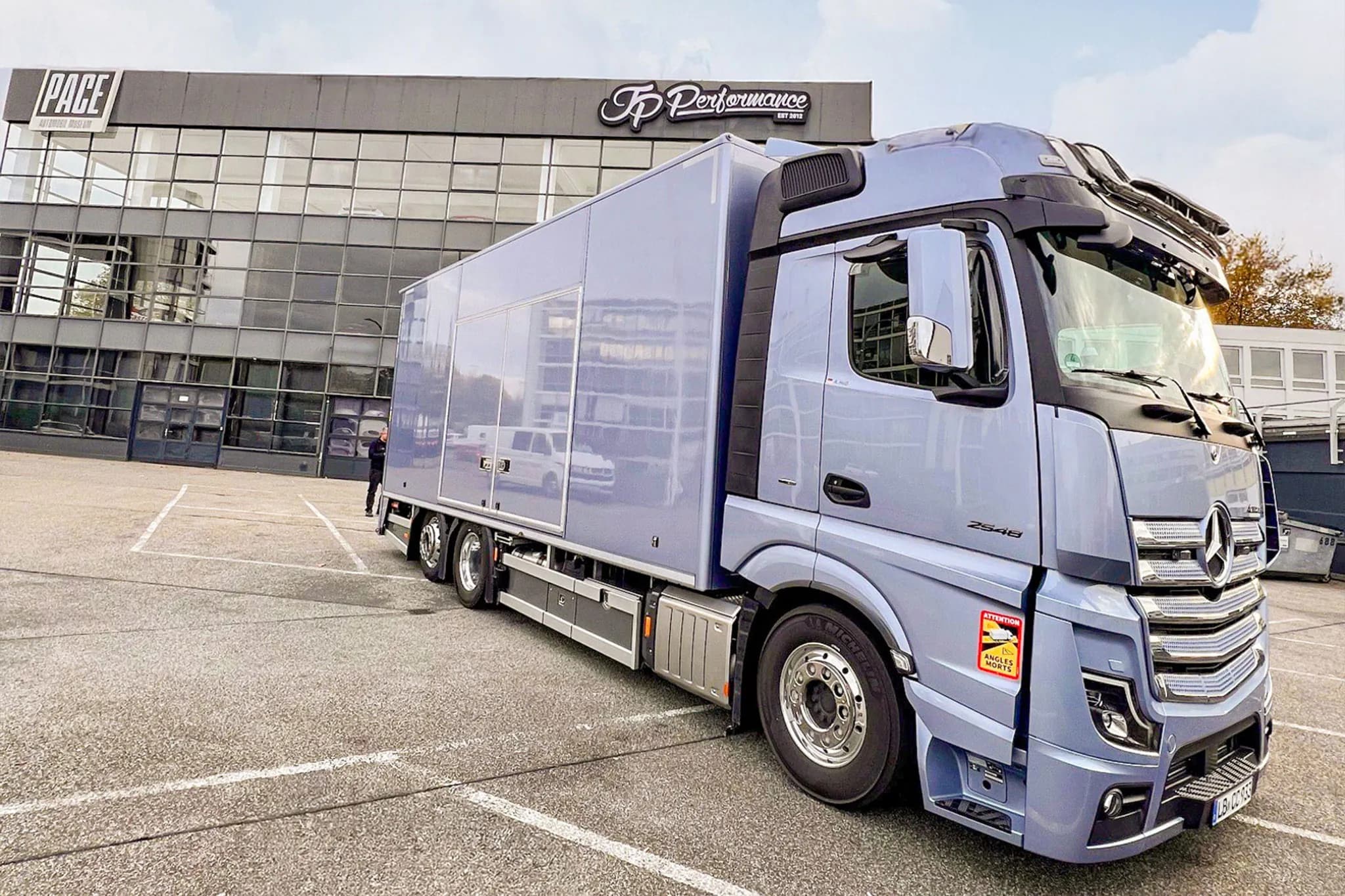 Geschlossener Fahrzeugtransport – Classic Car Service 7